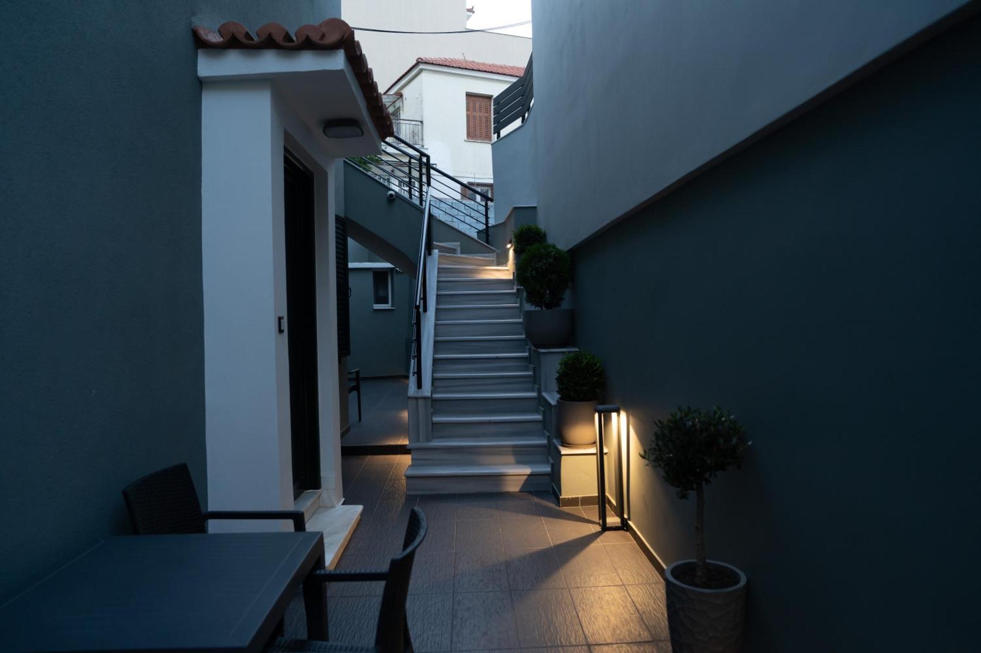 Agora Apartments Mytilíni Exterior foto